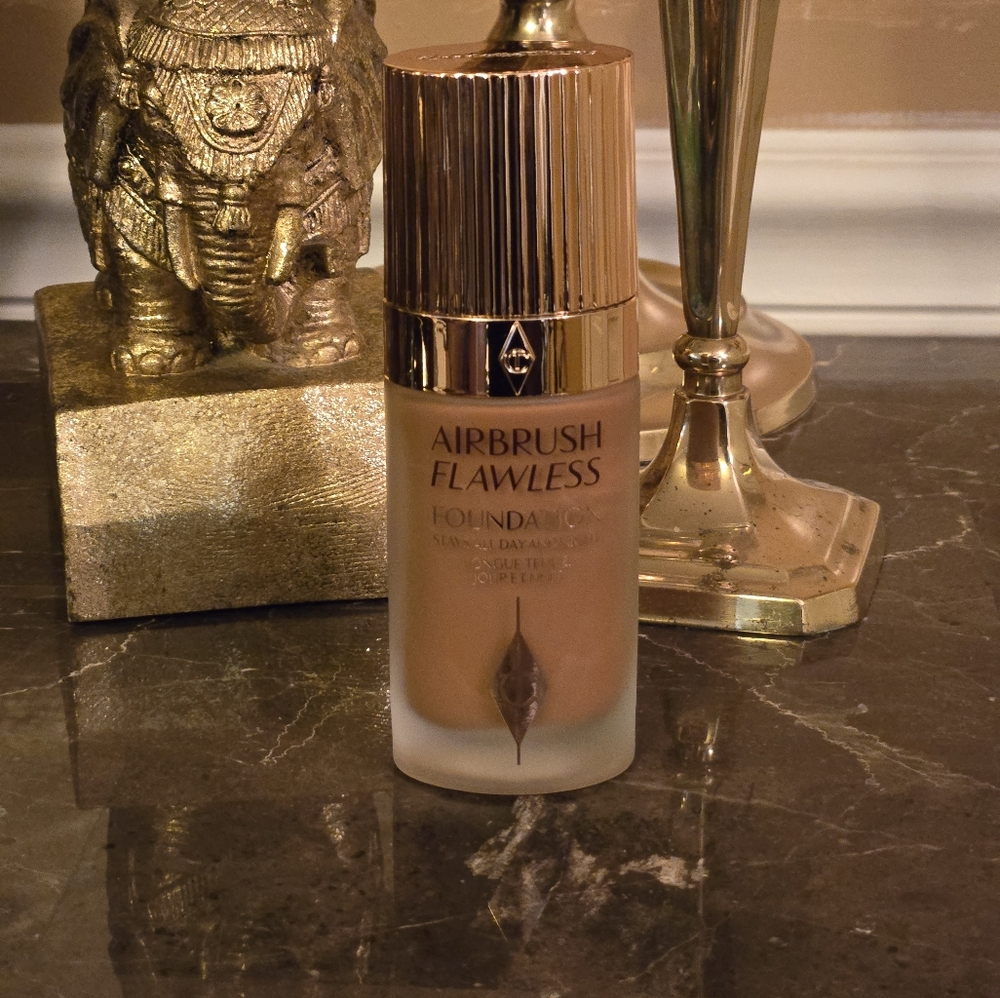 Charlotte Tilbury Airbrushed Flawless Foundation in 15 Neutral (Used)
